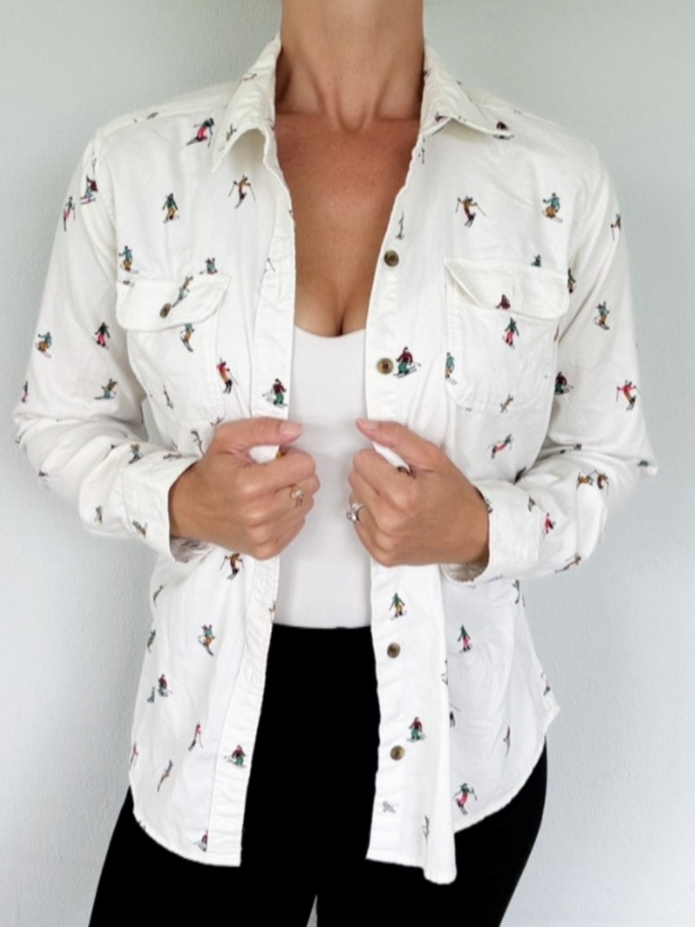 Eddie Bauer white ski print cotton flannel button down shirt size small